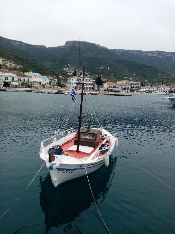 Kotsifas Rooms Τυρός Εξωτερικό φωτογραφία