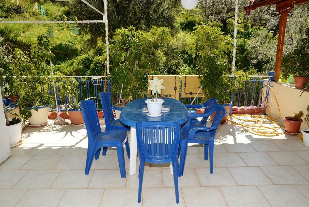 Kotsifas Rooms Τυρός Εξωτερικό φωτογραφία